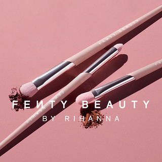 FENTY BEAUTY蕾哈娜艺能全开眼影刷铺色晕染（艺能全开眼影铺色刷  230）