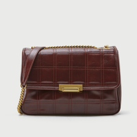 URBAN REVIVO AW34BB2N2000 菱格纹金属链条包