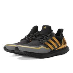 adidas ORIGINALS ULTRABOOST EG8102 男款跑步鞋