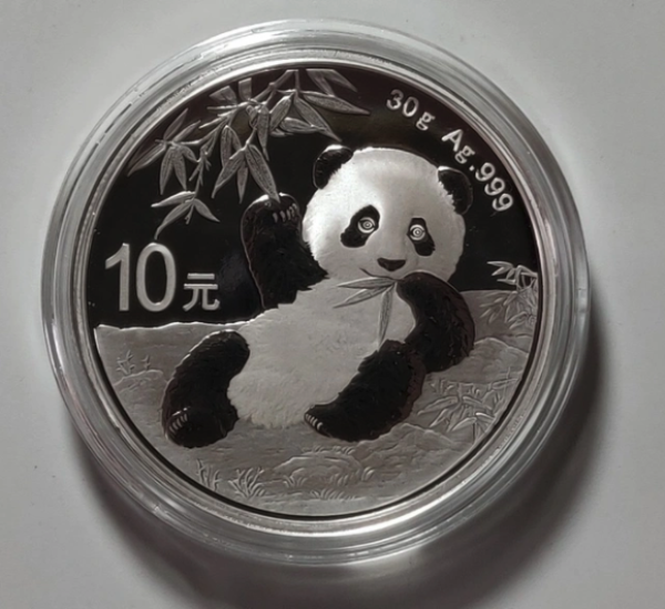 收藏品2020年30克熊猫银币送礼盒30克直径40毫米