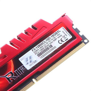 G.SKILL 芝奇 Ripjaws V系列 DDR4 3000MHz 台式机内存 法拉利红 16GB F4-3000C15S-16GVR
