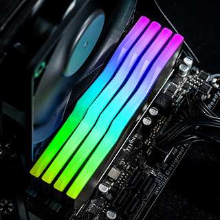 CUSO 酷兽 剑齿虎系列 DDR4 3200MHz RGB 台式机内存 灯条