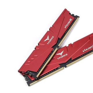 Team 十铨 火神系列 DDR4 2400MHz 台式机内存 马甲条 红色 8GB