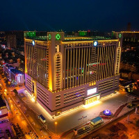 “宇宙文综总复习圣地” 长沙万家丽世贸酒店 豪华套房2晚 （含早餐+可拆分）