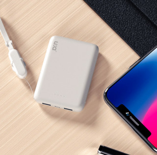 UKA 优加 W1048 移动电源 白色 10000mAh micro usb 2A快充