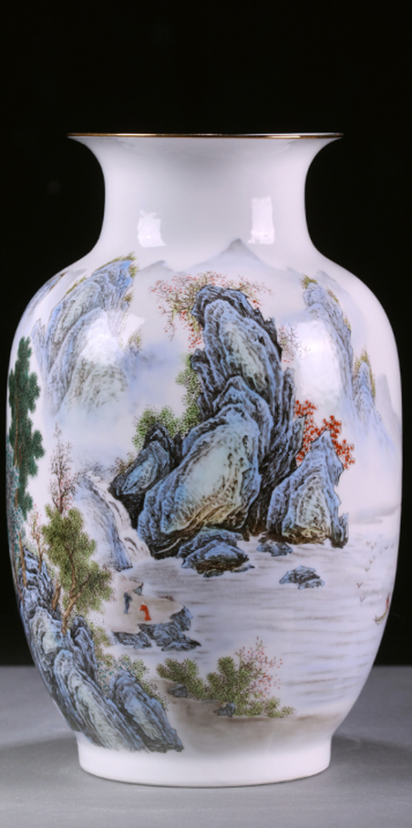 拍卖景德镇陶瓷名家黄国才手工粉彩花瓶