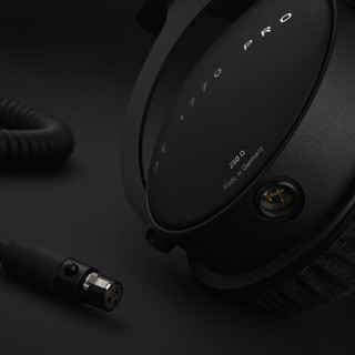 beyerdynamic 拜雅 DT1770 PRO 耳罩式头戴式动圈有线耳机 黑色 3.5mm