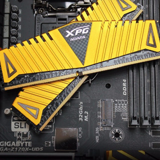 ADATA 威刚 XPG 威龙 Z1 DDR4 3600MHz 台式机内存 马甲条 金色 16GB 8GBx2