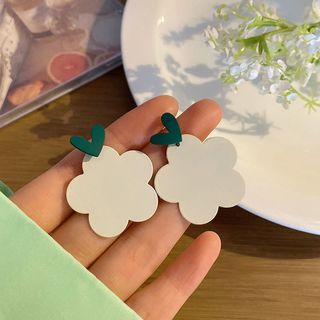 花迹小清新爱心花朵耳钉女简约超仙森系甜美耳饰新款耳环2021爆款