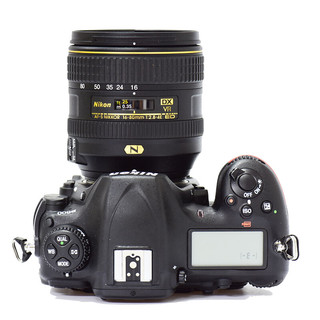 Nikon 尼康 D500 APS-C画幅 数码单反相机 黑色 AF-S DX 16-80mm F2.8 ED VR 变焦镜头 单镜头套机