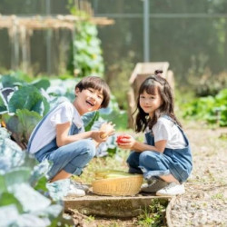 北京昌平·爱丽丝生态农庄，亲子互动套餐58元，含3份动物喂养饲料
