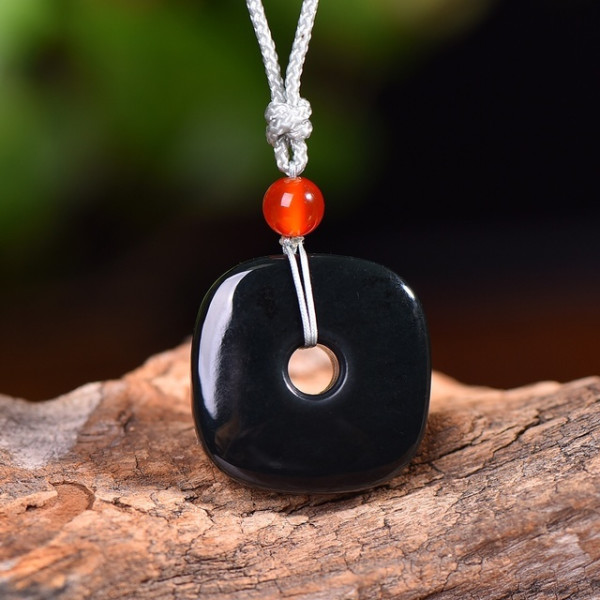 新疆和田玉青玉方形平安扣精美挂件