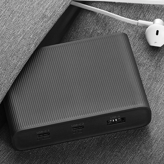 ZMI HA932 三口桌面充电器 Type-C 65W+双Type-C 数据线 黑色