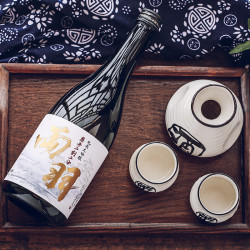 秀凤両羽二割二分纯米大吟酿清酒720ml