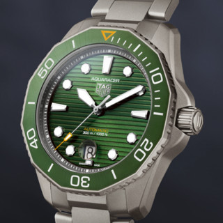 TAG Heuer 泰格豪雅 Aquaracer竞潜系列 43毫米自动上链腕表 WBP208B.BF0631