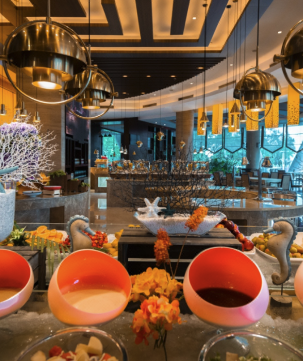 秦皇国际大酒店 豪华海景房1晚(含20元自助餐优惠券)