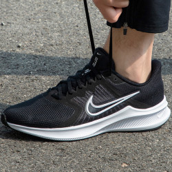 NIKE 耐克 Nike耐克男鞋2021夏季新款小跑鞋运动鞋透气跑步鞋CW3411-006
