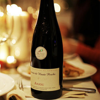 Domaine de Haute Perche 拔萃酒庄 Anjou淡铂干红葡萄酒 750ml