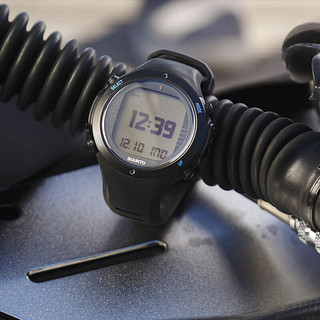 SUUNTO 颂拓 SUUNTO D6I NOVO BLACK 智能手表 48.5mm 黑色 不锈钢表圈 硅胶表带 黑色（指南针、气体切换、多种潜水模式）