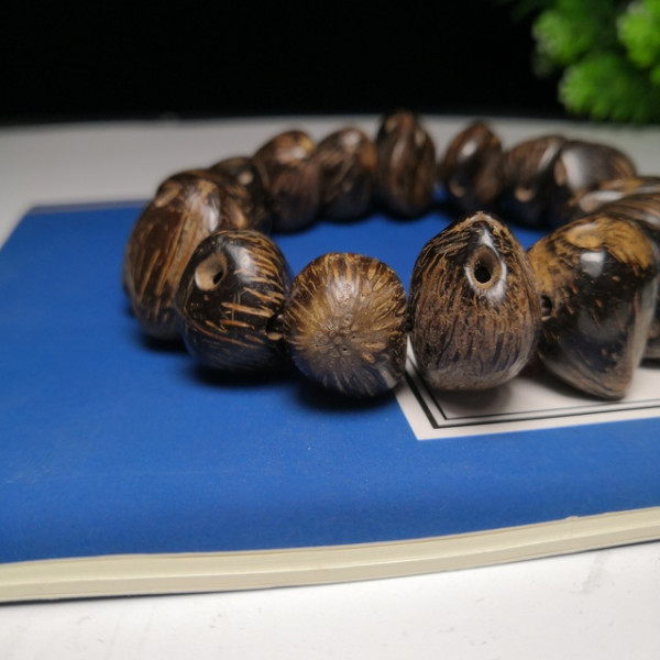 三眼金猪招财菩提子手链约18mm金猪菩提