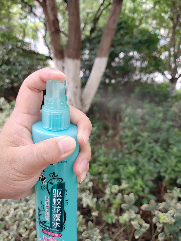 六神 驱蚊花露水喷雾 180ML  夏日的东方神水！