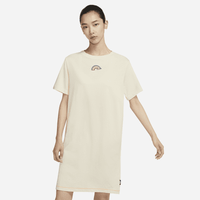 NIKE 耐克 Sportswear DJ6202-111 女子T恤式连衣裙