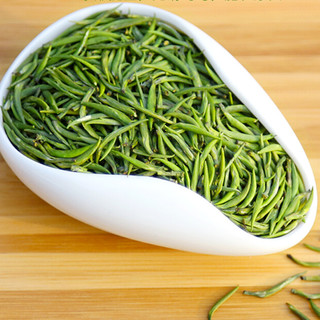 乐品乐茶 特级 雀舌 200g 礼盒装 金罐