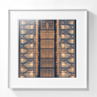 PICA Photo 拾相记 Nicolas Mithois 作品《伦敦对称》33×33cm 收藏级影像工艺 无酸装裱 限量50版