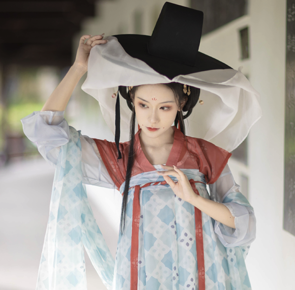摸鱼儿 唐制汉服 薄荷之夏 女士一片式破裙 白绿 S