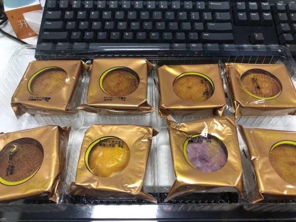 好货福利：比比赞 花好月圆八枚月饼礼盒 550g