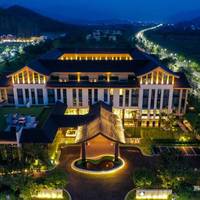 广东新兴云浮雅途酒店豪华双床房