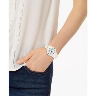 卡西欧 女土白色树脂表带手表34毫米