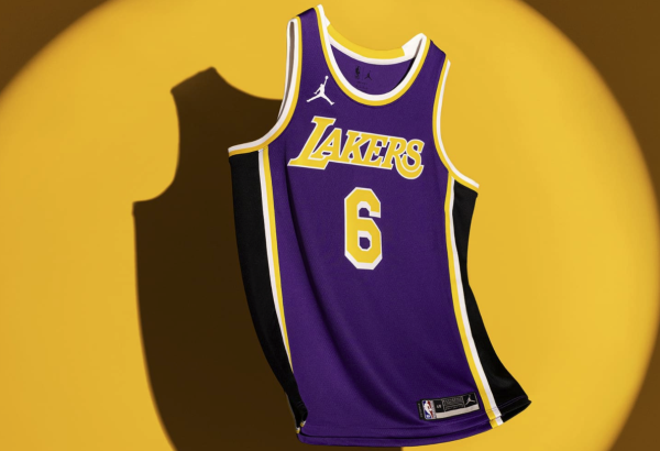 小编精选:nike刚刚发售!詹姆斯新赛季"6号球衣"已上架!
