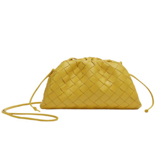 BOTTEGA VENETA 葆蝶家 POUCH系列 女士迷你手拿包 585852VCPP17130 毛茛黄