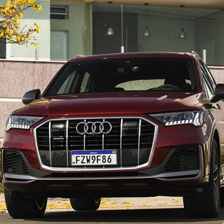 Audi 奥迪 Q7 21款 45 TFSI quattro S line 运动型