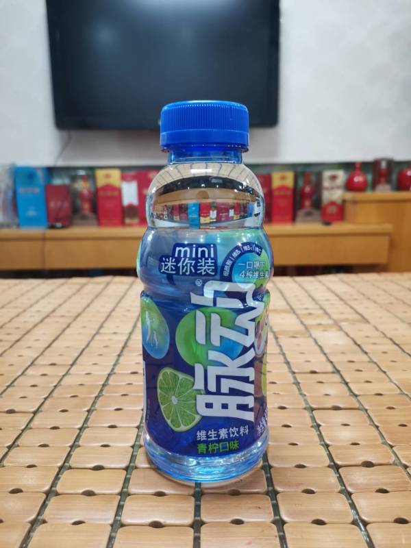 mizone脉动青柠口味400ml8瓶迷你分享装低糖维生素运动功能饮料