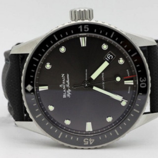 BLANCPAIN 宝珀 Fifty Fathoms五十噚 BATHYSCAPHE系列 43毫米自动上链腕表 5000 1110 B52A