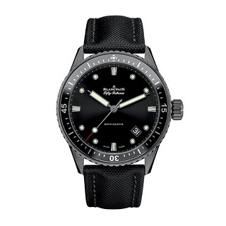 BLANCPAIN 宝珀 Fifty Fathoms五十噚 BATHYSCAPHE系列 43毫米自动上链腕表