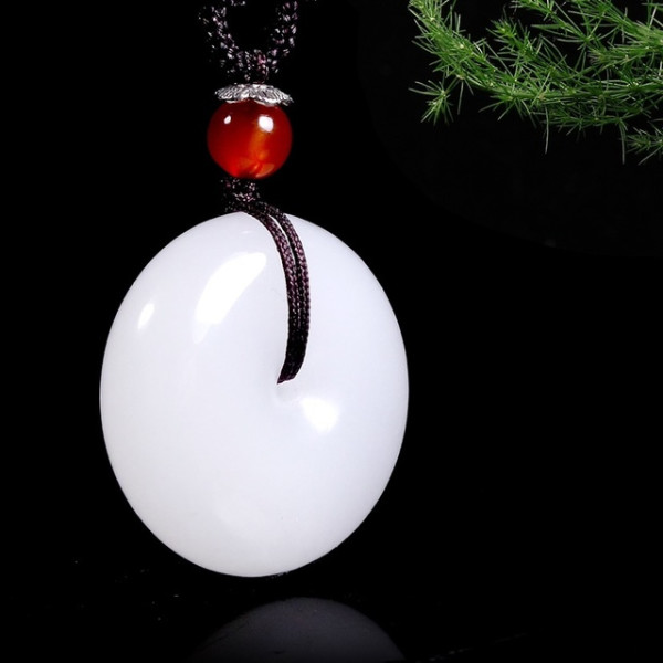 新疆天然金丝玉平安扣约25mm天然金丝玉羊脂级手工打磨抛光