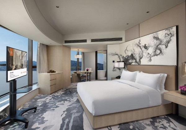 周末不涨杭州安朴酒店至尊全江景房1晚含双早免费迷你吧饮料