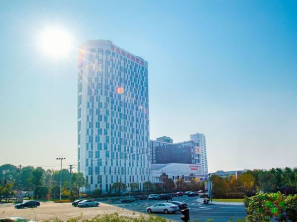 周末不涨价天台雷迪森容园酒店高级标准房豪华大床房1晚含双早双人