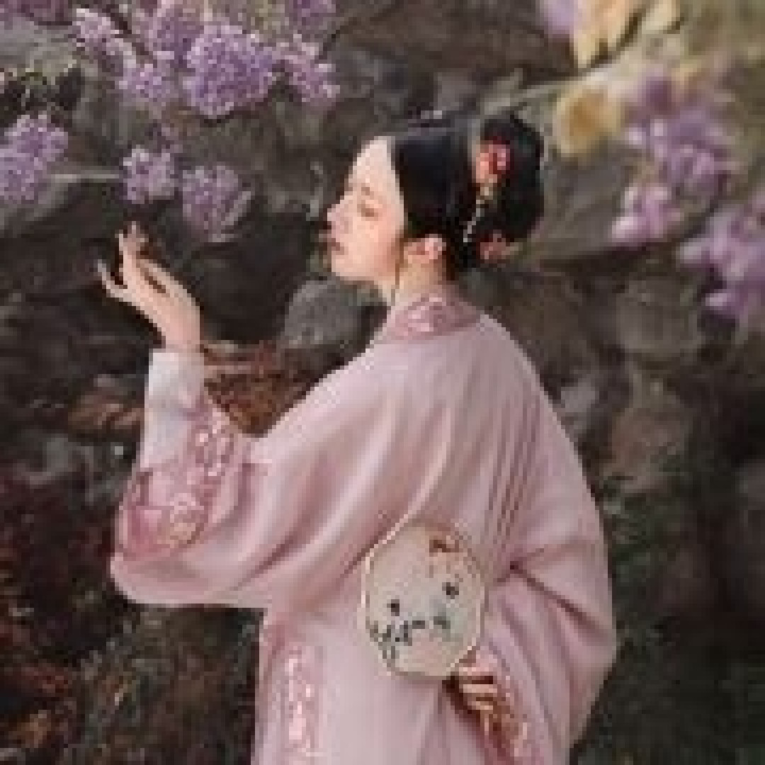别再拿分不清山正当穿山寨的理由啦，第三期汉服正品店铺来咯！走过路过赶快收藏！