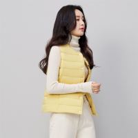 SNOWFLYING 雪中飞 轻型短款女式羽绒背心春秋便携简约大方保暖羽绒马甲女