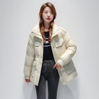SNOWFLYING 雪中飞 女式防风领羽绒服2021秋冬时尚保暖高品质90绒短款羽绒服女