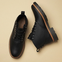 Clarks 其乐 261430827 男款马丁靴