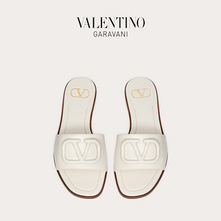 VALENTINO GARAVANI/华伦天奴 VLogo Signature 小牛皮平底拖鞋（35.5、白色）