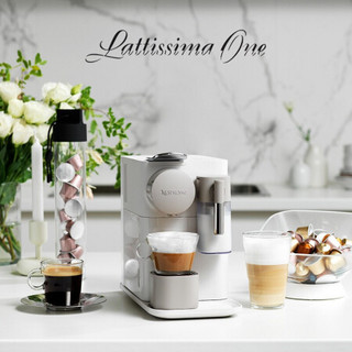 Nespresso 胶囊咖啡机套装 意式全自动咖啡机 进口家用办公室奶沫一体 F111磨砂白及温和淡雅5条装