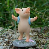 真自在可爱小猪摆件猪年七夕节生日礼物读书动物树脂装饰精致送男生女生创意摆件 坐礼物上的小猪 挎包小猪