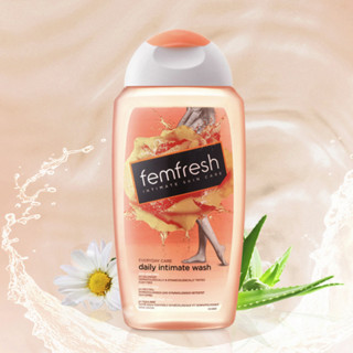 femfresh 芳芯 私处护理清洗液套装 (洋甘菊日常护理型250ml+蔓越莓舒缓保湿型250ml+发带+美妆蛋)