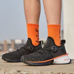 peak 匹克 态极2.0 男子跑鞋 e02617h